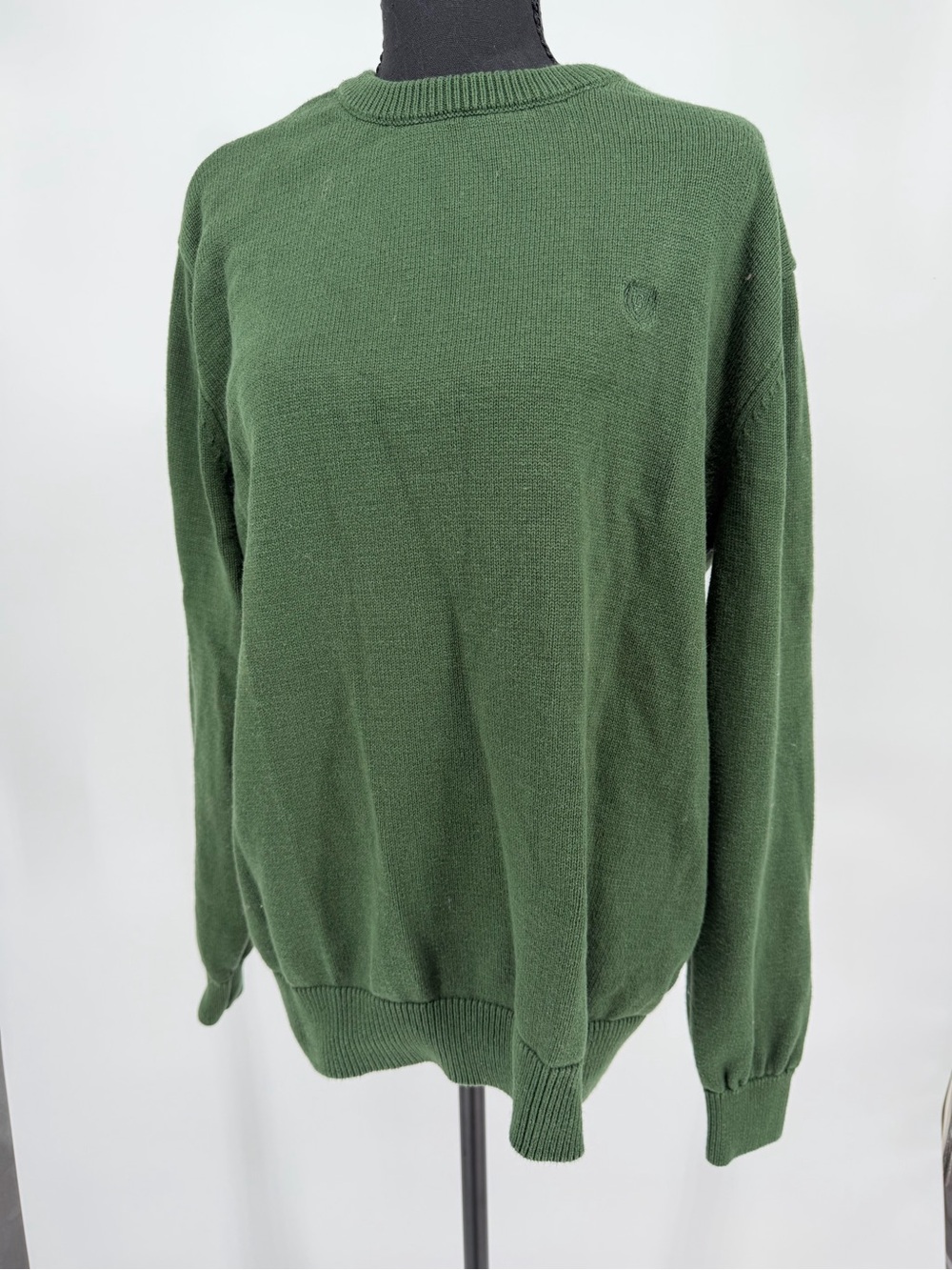 Chaps Green Men's Crewneck Sweater in Forest Green